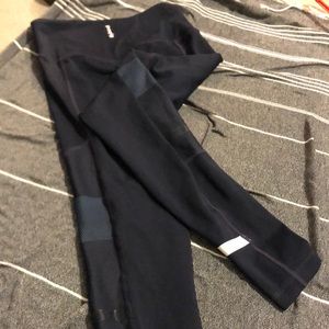 3/$40 lilybod navy athletic leggings